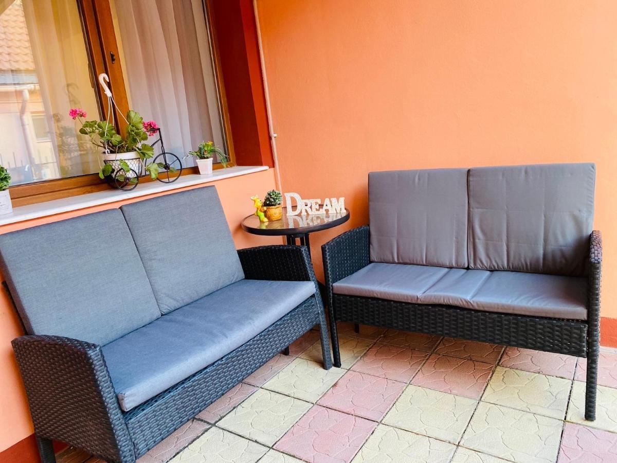 Orange House Constanta Apartment Ngoại thất bức ảnh